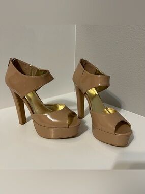 Forever 21 patent nude block platform heels 8.5